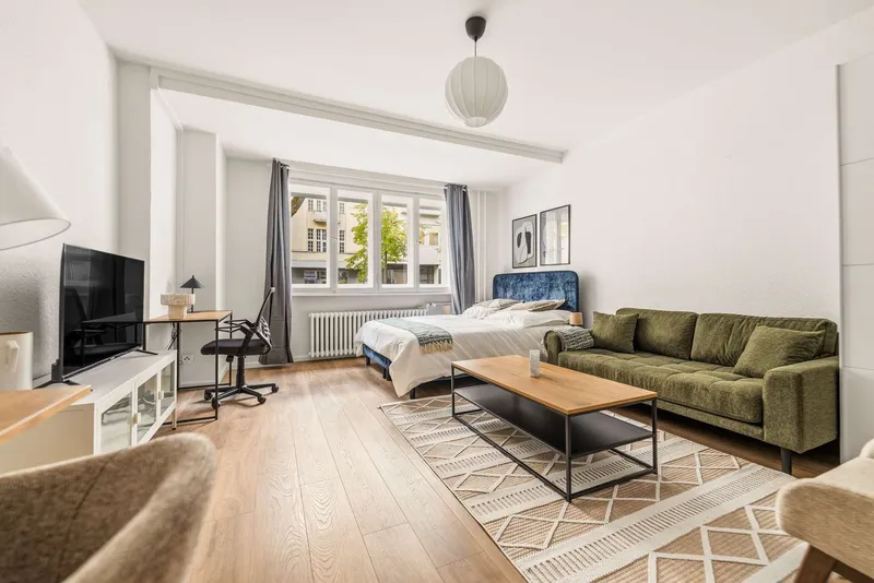 Stilvolle 1-Zimmer Wohnung in Charlottenburg - voll möbliert — photo 1